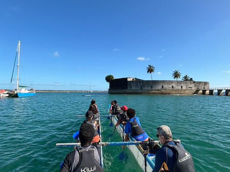 ‘Canoagem havaiana’ cresce entre baianos e turistas com a chegada da estação mais quente do ano