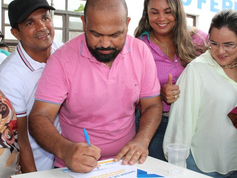 WENCESLAU: Prefeito Kaká assina Ordem de Serviço para construção do Mercado Municipal