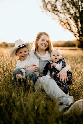 millpondphotographyfarmphotoshoot.jpeg