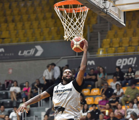 Panteras triunfa 84-82 ante Santos