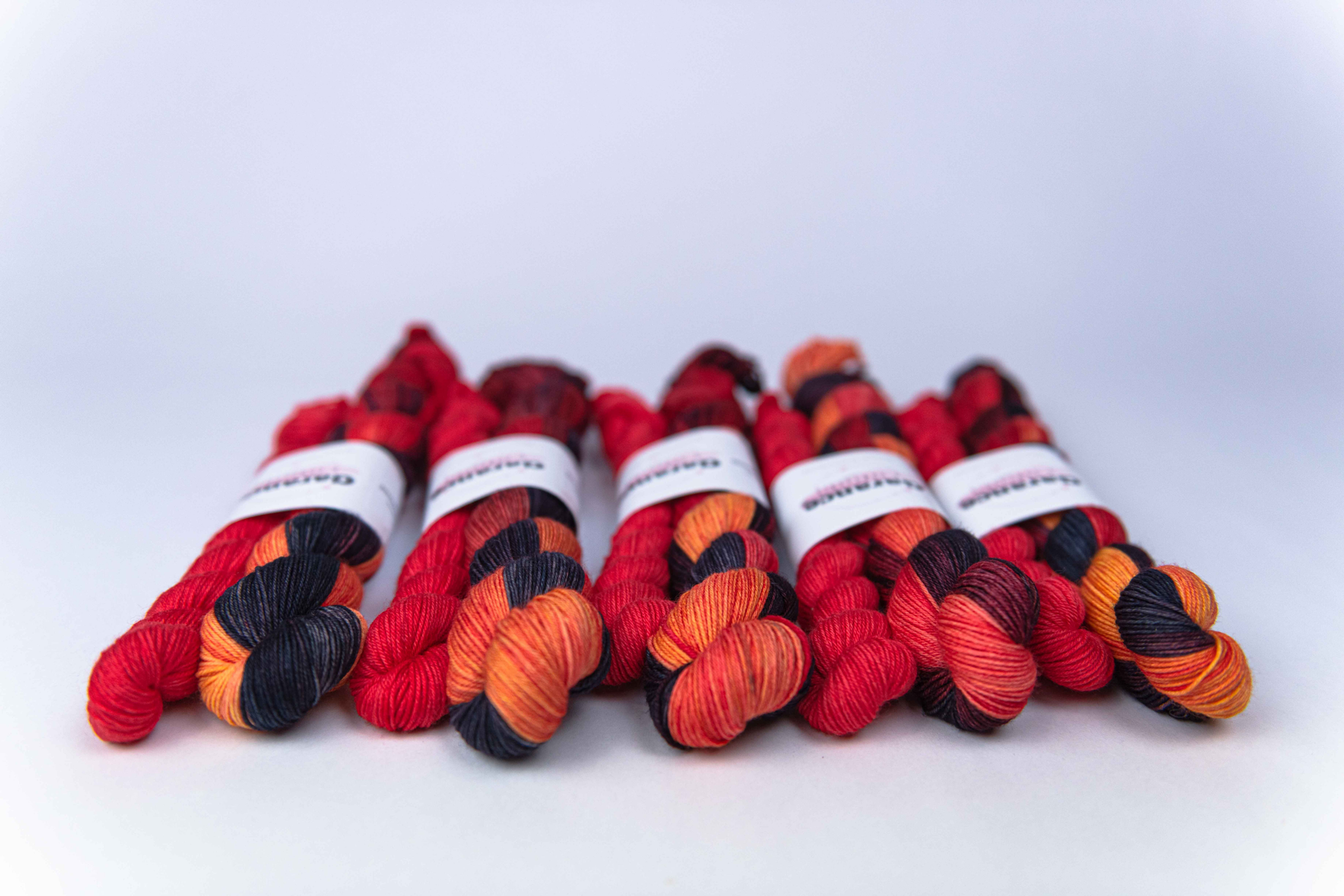 LE DRAGON ENDORMI  - KIT CHO7 MARIE GINETTE - FINGERING MERINOS et NYL