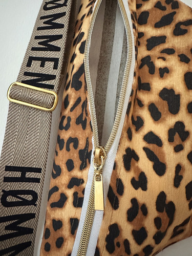 Bauchtasche Vit Lycka Cloud