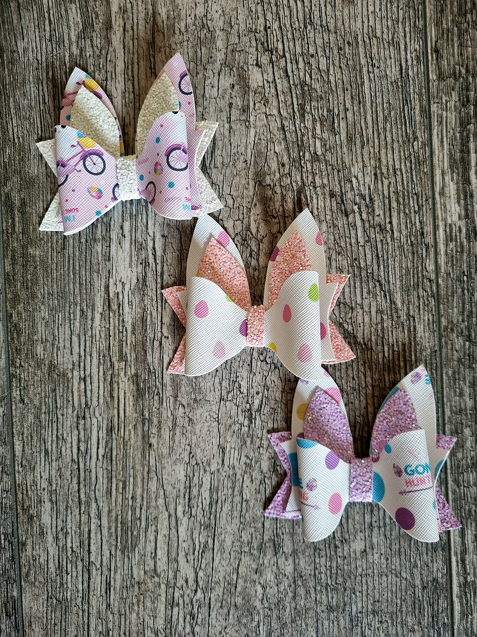 Thumbnail: Bunny bow clip in