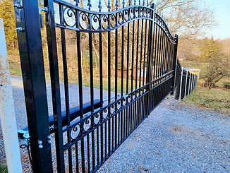 14 foot gate.jpg