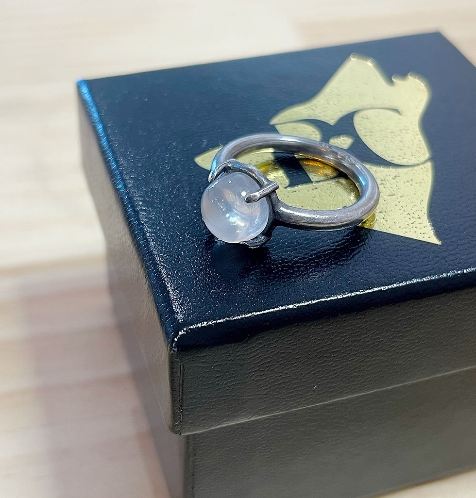Thumbnail: Moonstone Ring