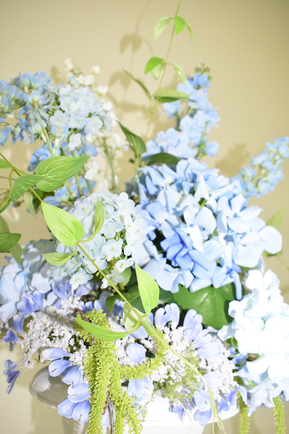 Thumbnail: The English Garden Urns- Small