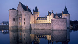 chateau-sully-nuit