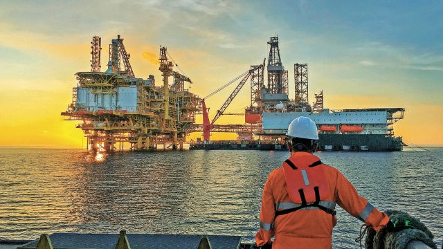 EL ÚLTIMO PUNTO CALIENTE DE EXPLORACIÓN EN ÁFRICA TRIPLICARÁ LA PRODUCCIÓN DE PETRÓLEO.