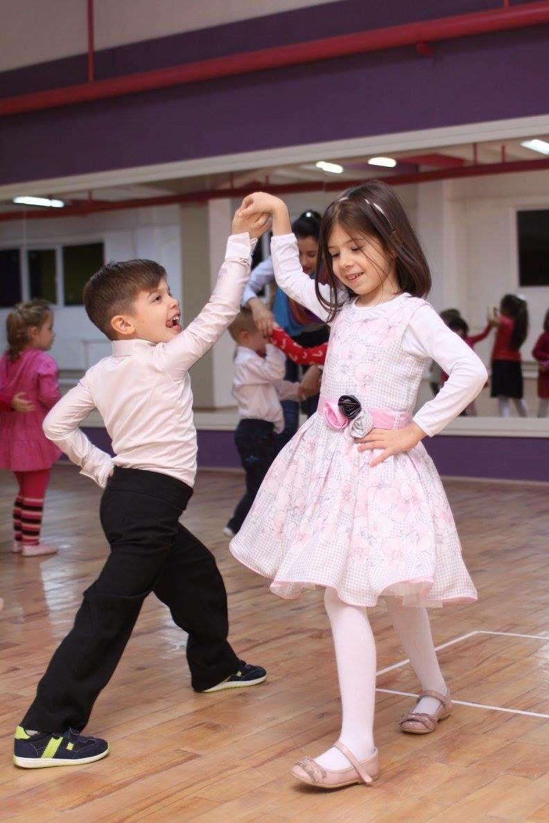 professional ballroom couple