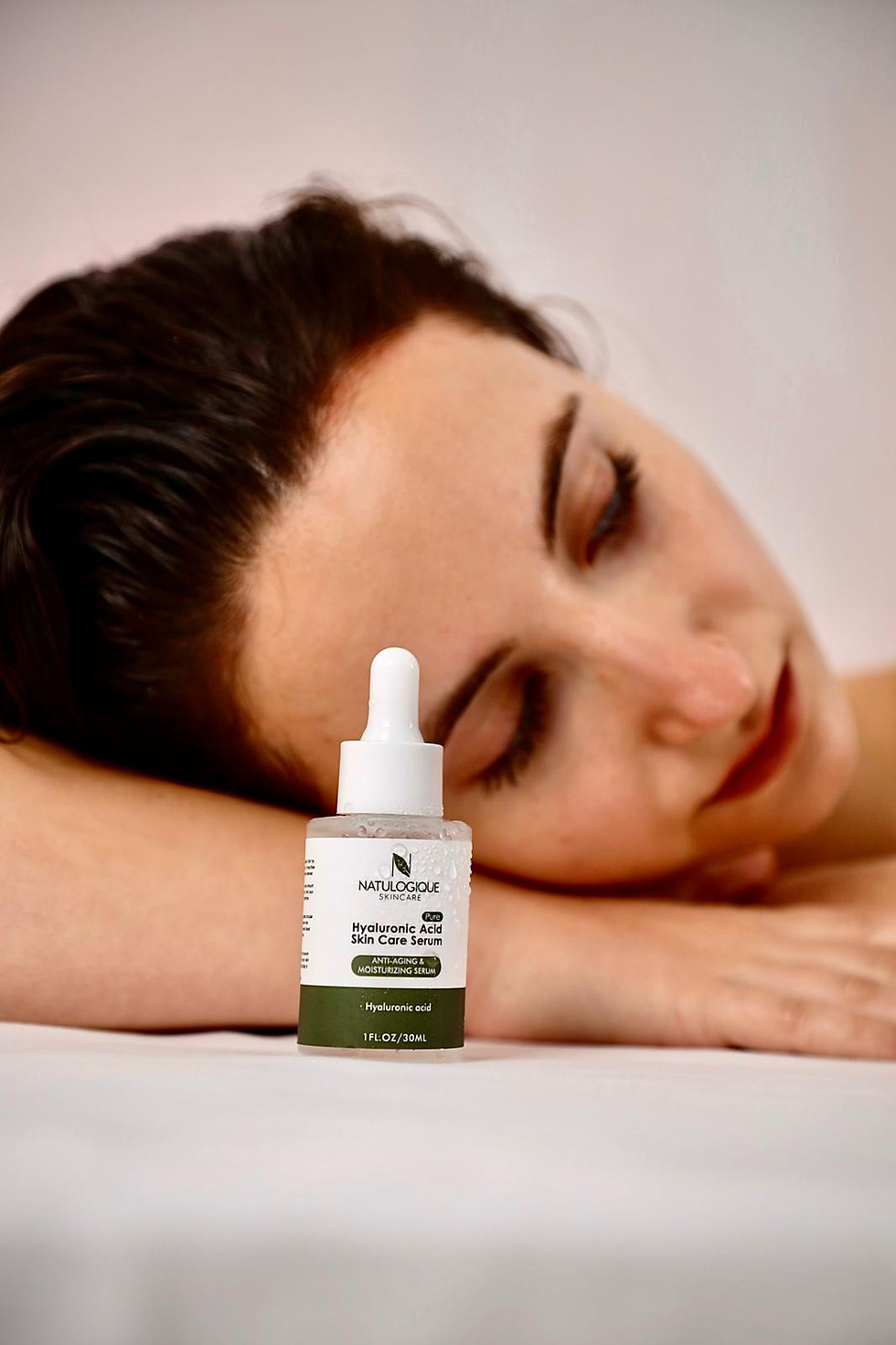 Thumbnail: Pure Hyaluronic Acid Skin Serum