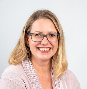 Barbara Pramböck_Profil_edited.jpg