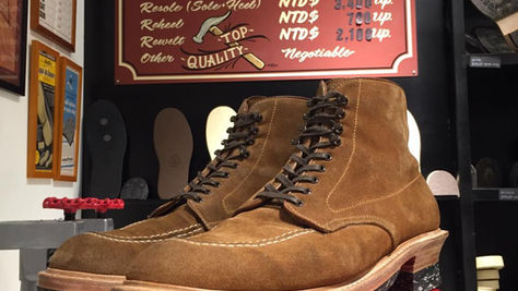 <Bench-Re-Built: Alden Indy Boots in snuff suede >