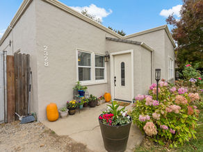 New Listing: Charming Gated Home in Desirable Sacramento Area!