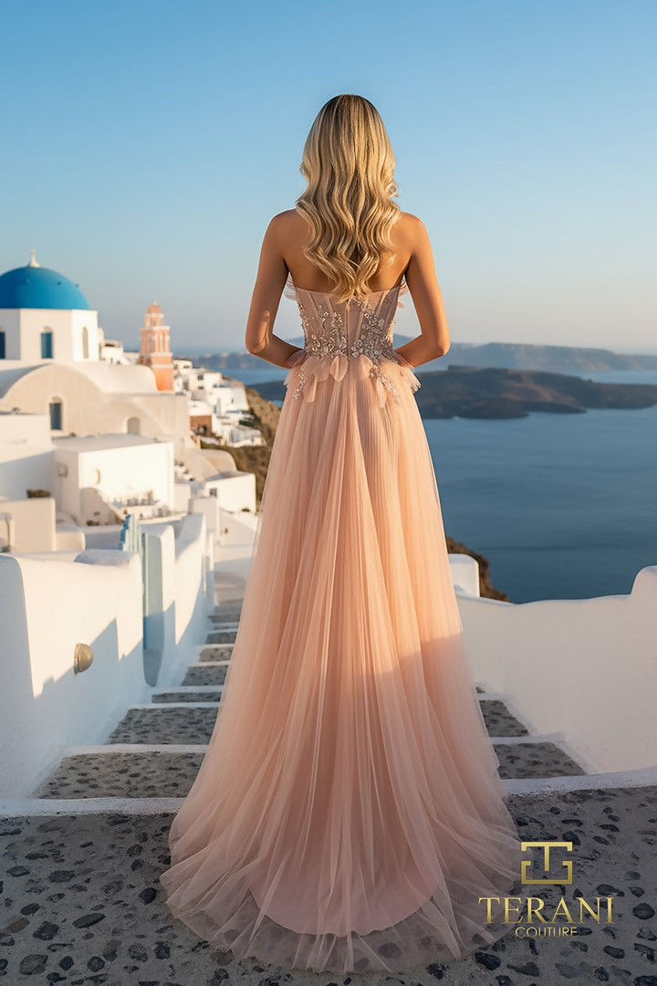 Thumbnail: TERANI COUTURE