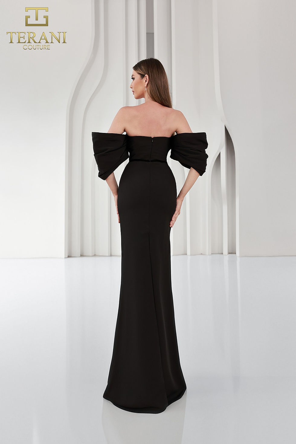 Thumbnail: TERANI COUTURE