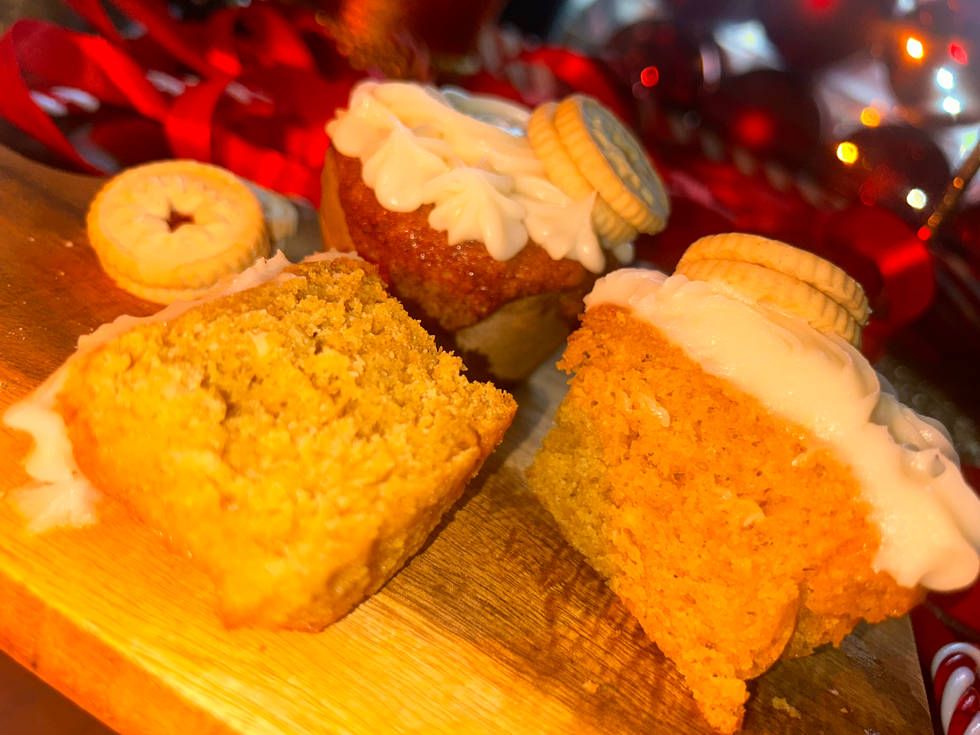Vegan Vanilla Custard Cupcakes w. Fresh Vegan Vanilla Buttercream, topped w. a Strawberry Jam filled Shortbread Cookie