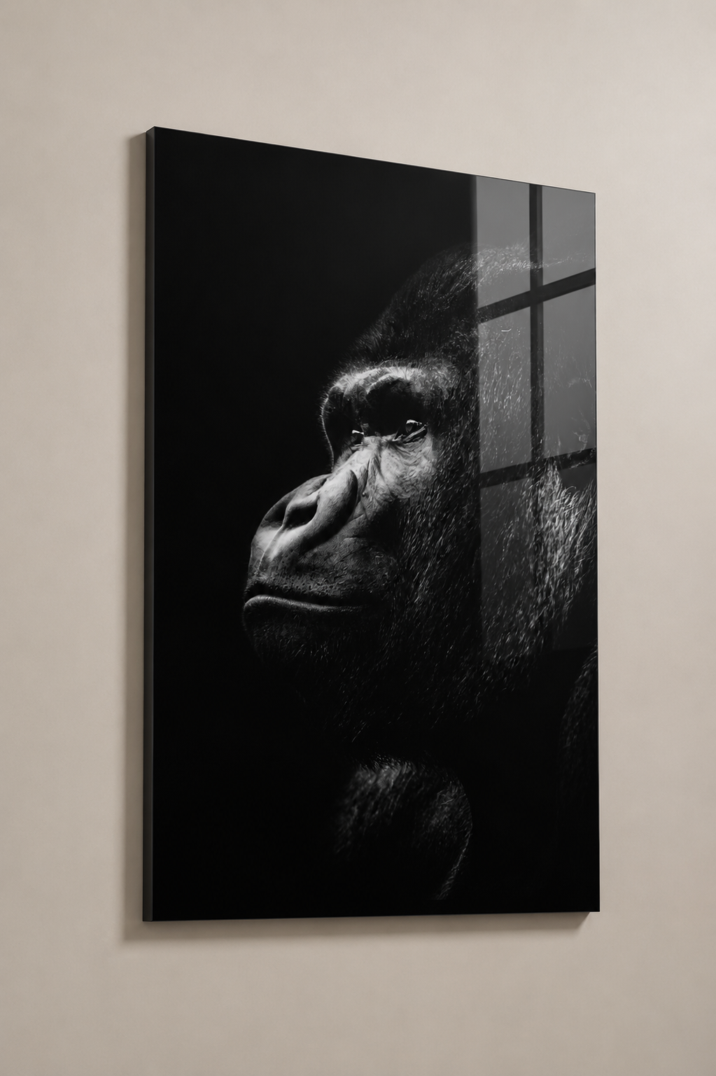 Gorilla op een zwarte achtergrond