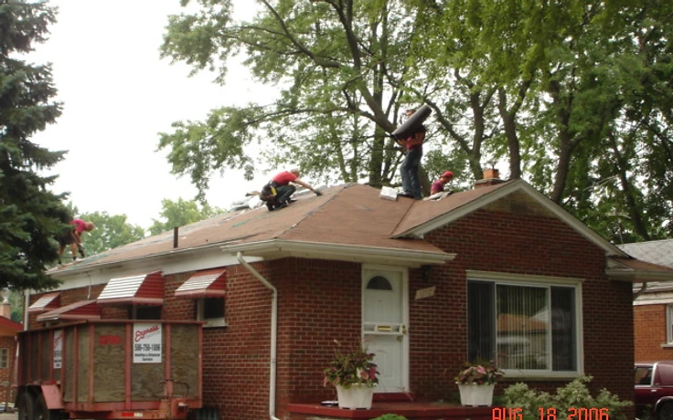 Residential roofing photograph from AmeriBilt’s original roofing page