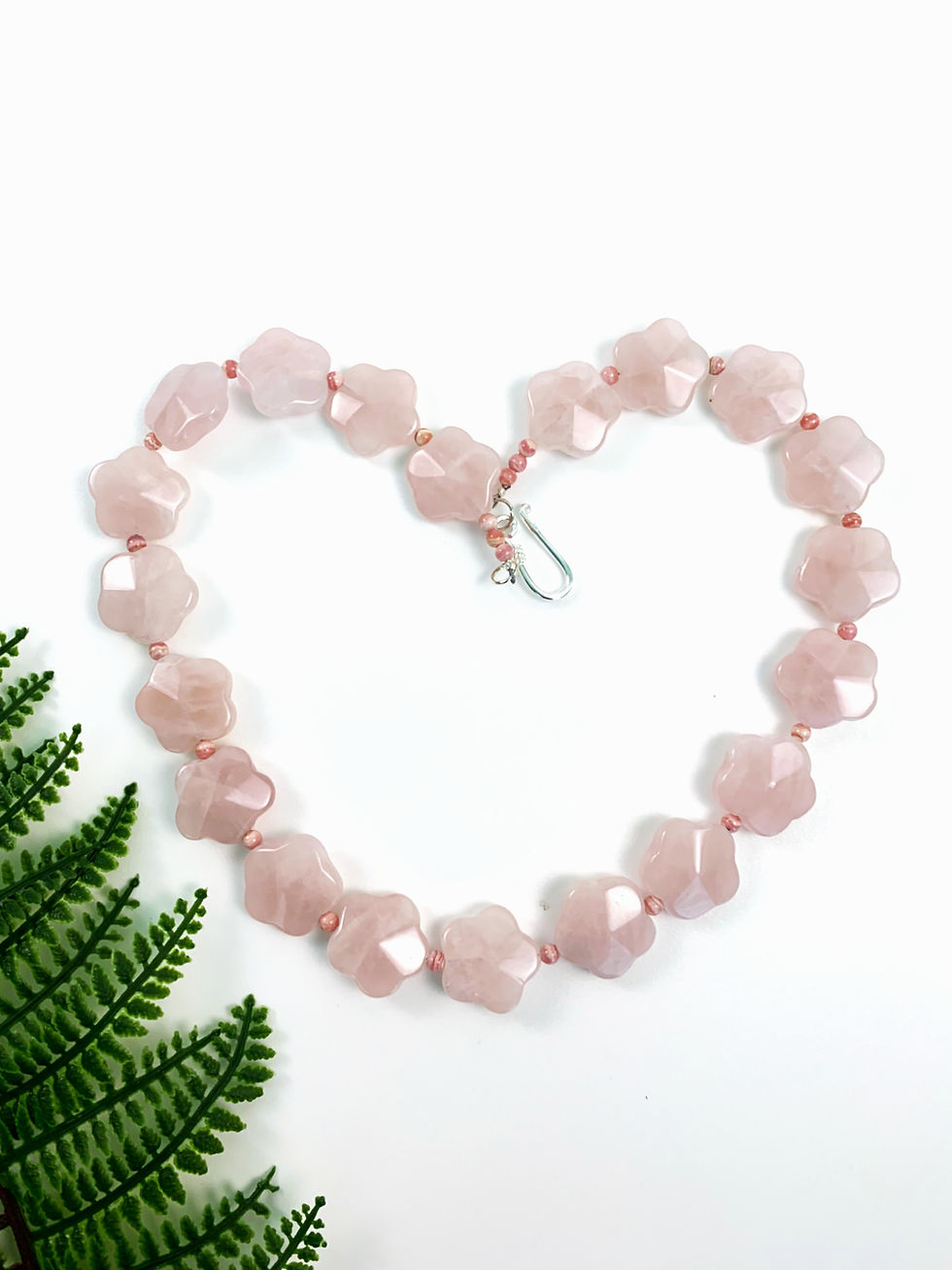 Thumbnail: Pink beaded necklace in heart shape