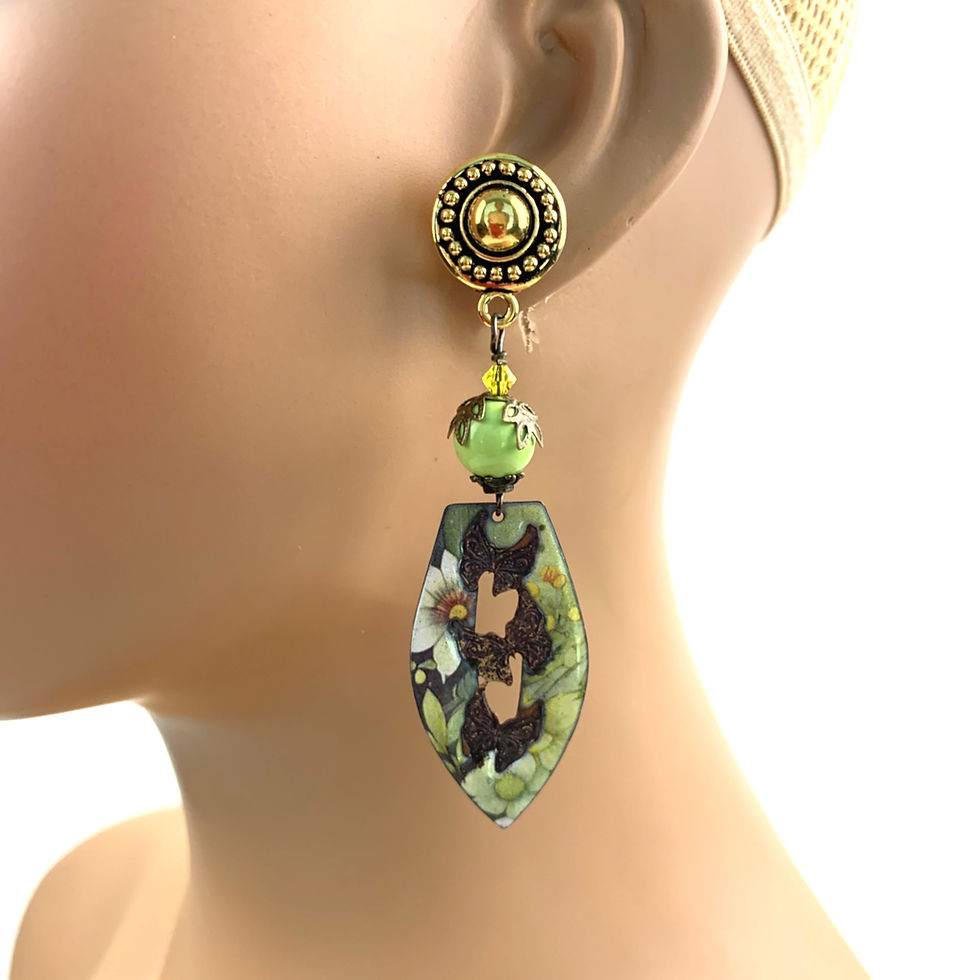 Thumbnail: Gold women's clip-on earring, green bead, floral teardrop