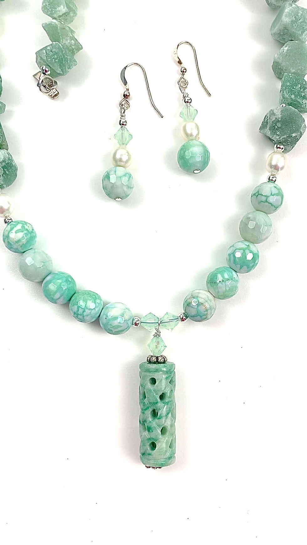 Thumbnail: video of Aventurine necklace and earring set
