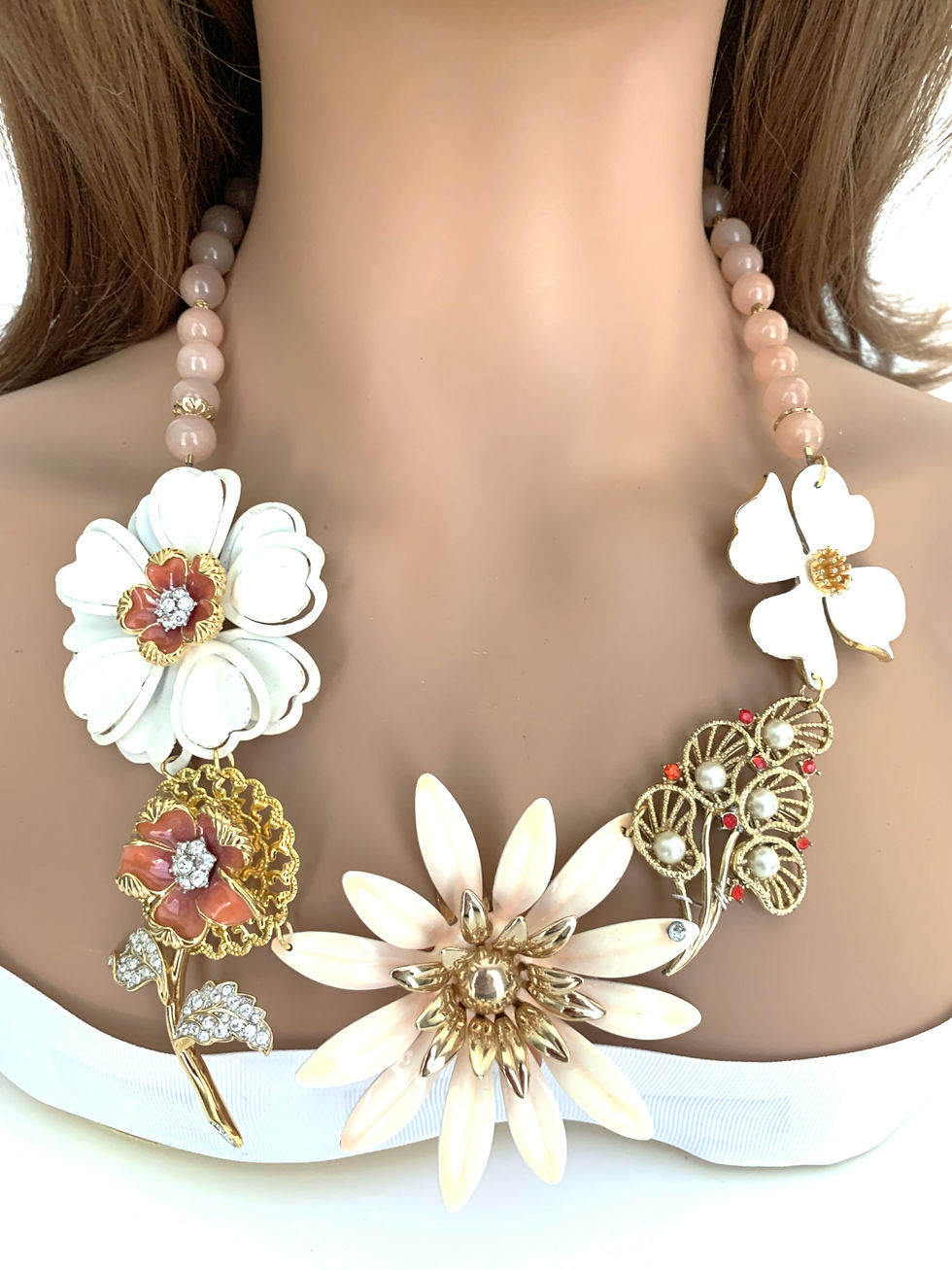 Repurposed Floral Statement Necklace: Eco-Friendly Blush & White