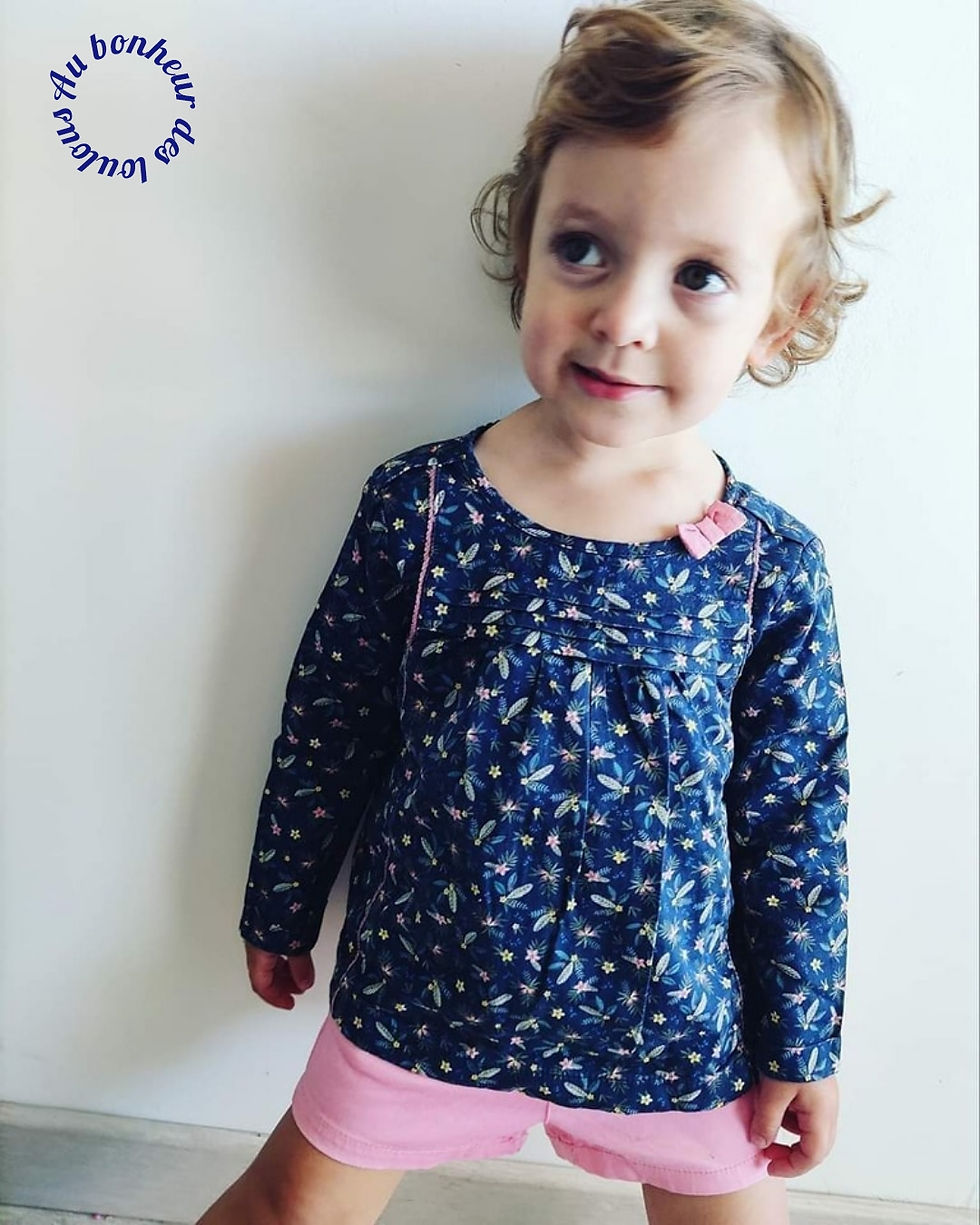 23-24 mois 2 ans ensemble blouse sergent major (24 mois) et short tex (23 mois)