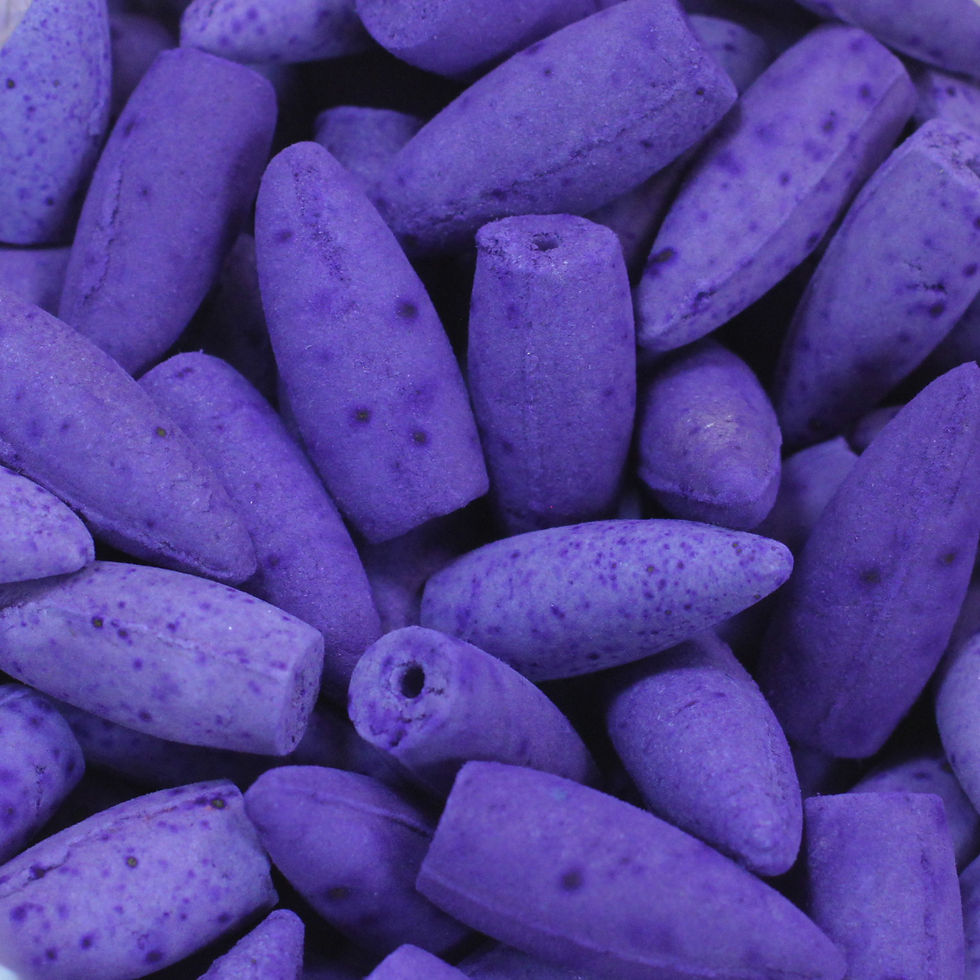 Thumbnail: Loose Back Flow Cones