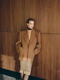 FWRD Appoints Rosie Huntington-Whiteley as Fashion Director, A Celebrity Move That Signals a New Era of Luxury E-Commerce