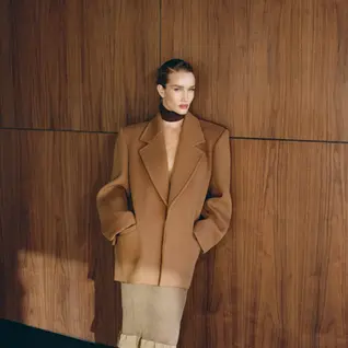 FWRD Appoints Rosie Huntington-Whiteley as Fashion Director, A Celebrity Move That Signals a New Era of Luxury E-Commerce