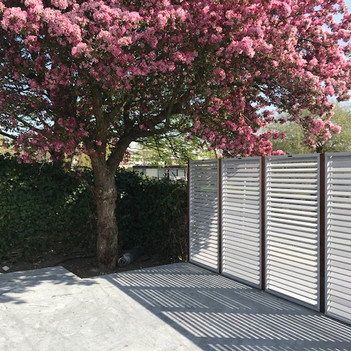 Modern terras, sierappel,van der rhee, outdoor design, tuinontwerp,