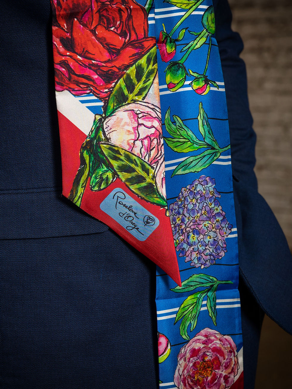Miniature : Long foulard de soie Roseline d'Oreye