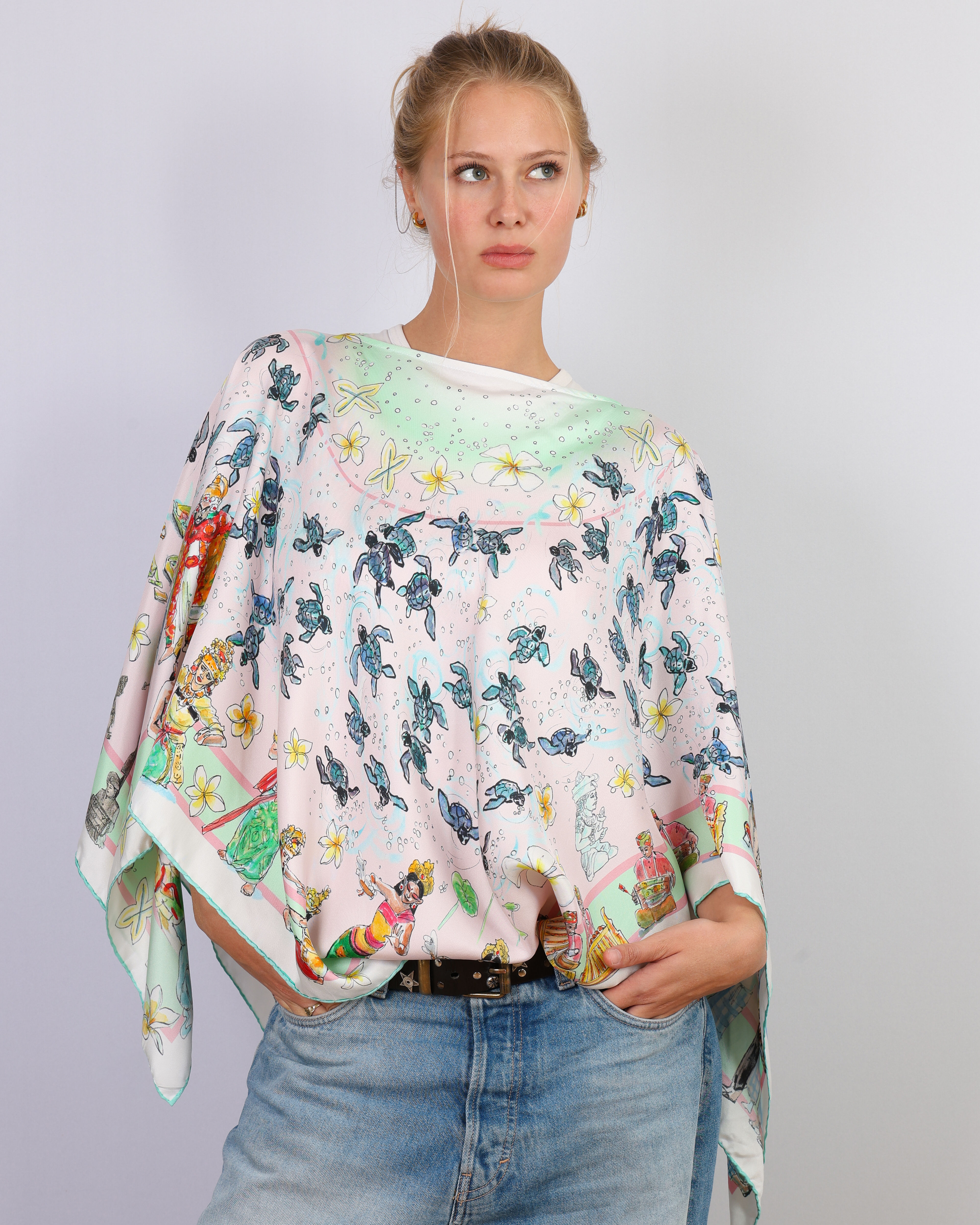 Ponchos de soie Roseline d'Oreye