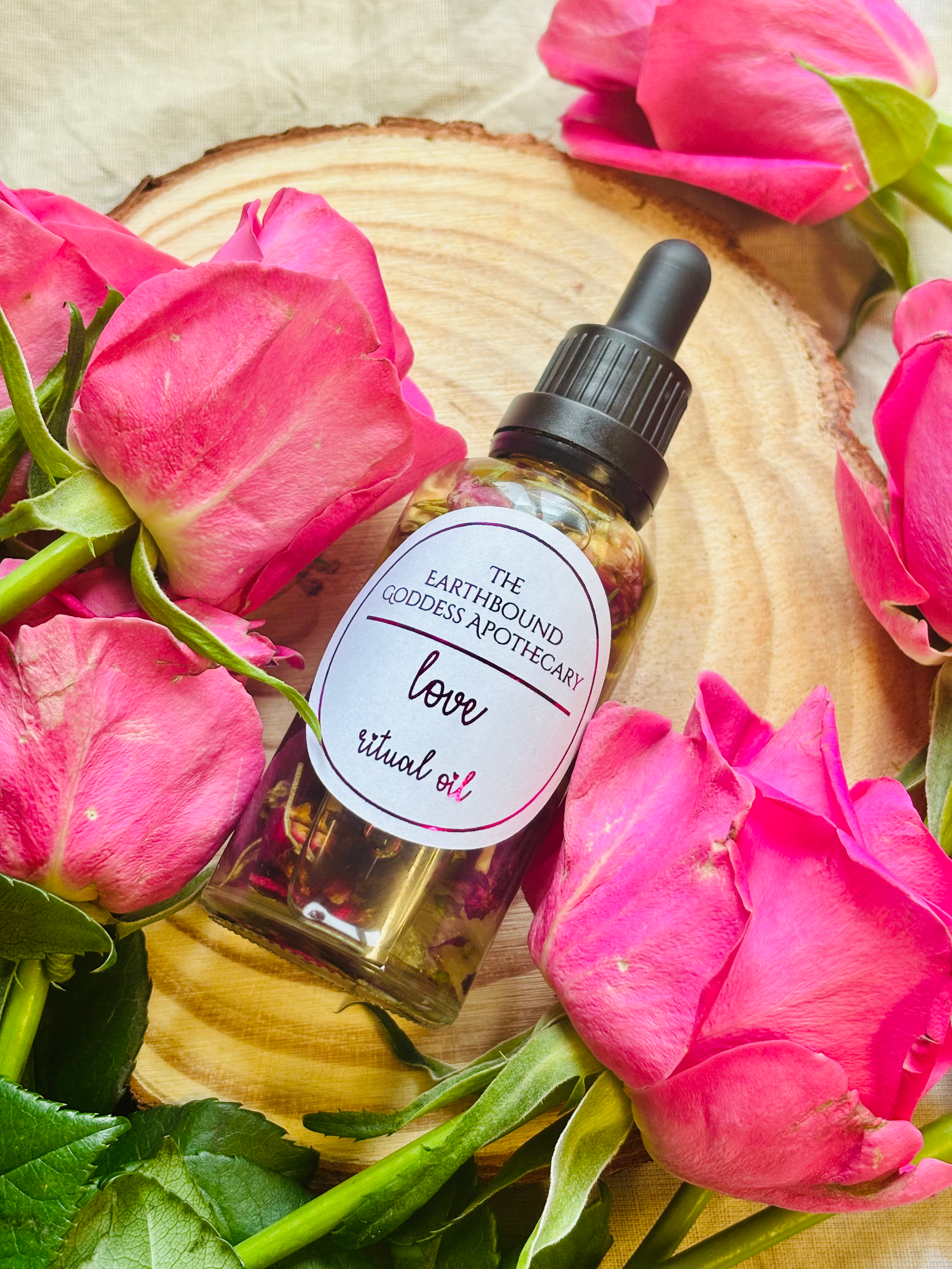 Love ritual oil