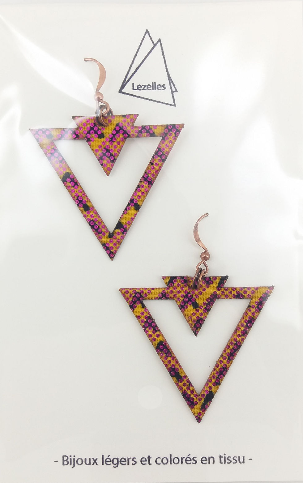 Miniature : Boucles d'oreilles en wax brillant Jaune, noir Rose/violet forme triangulaire