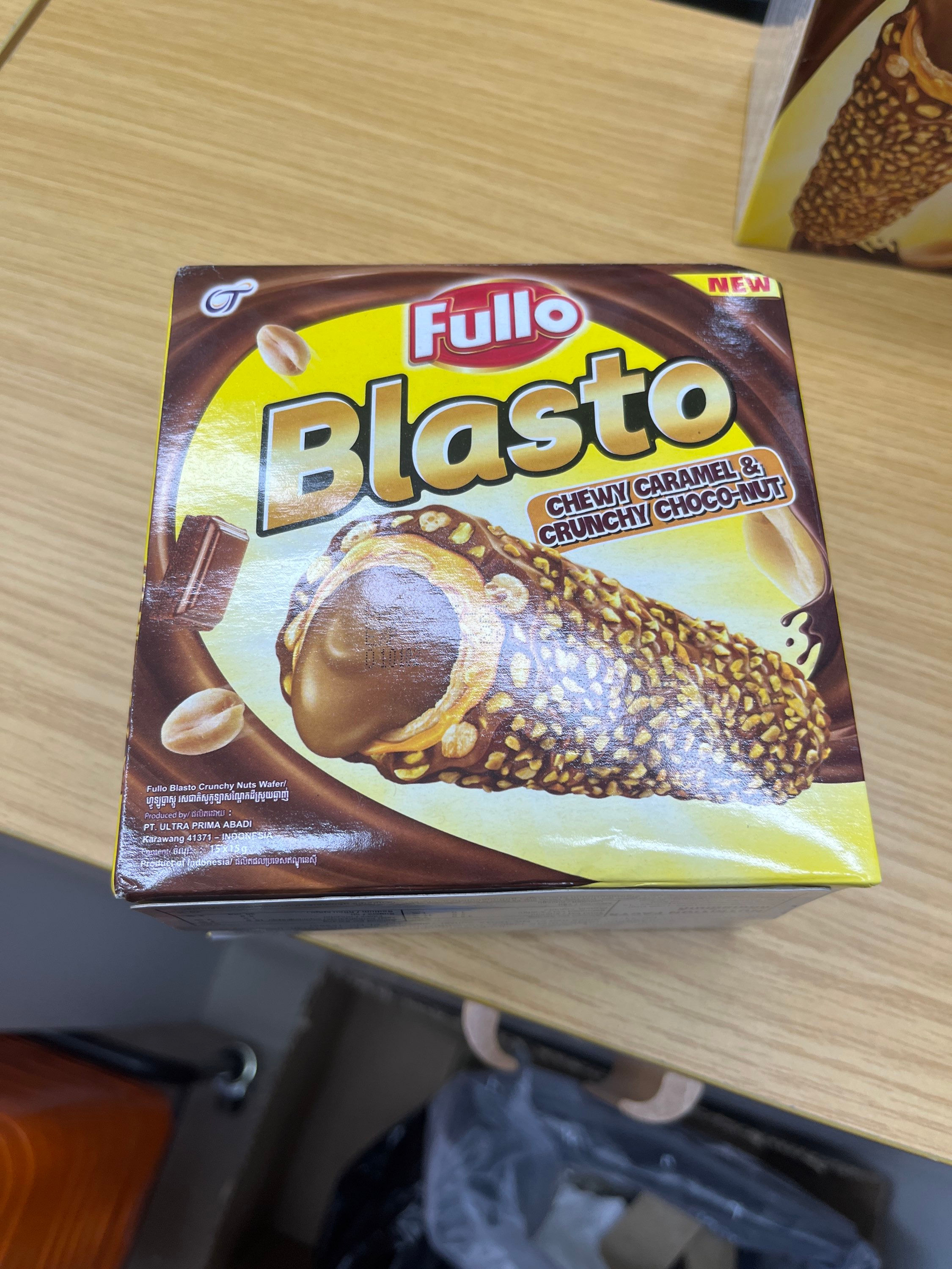 FULLO Blasto - Chewy Caramel & Crunchy Choco-nut 15 x 15g