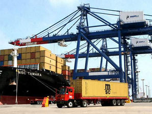 Ecuador eliminará aranceles a importaciones de Perú