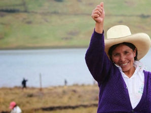 Premio Goldman a Máxima Acuña por su defensa del medio ambiente