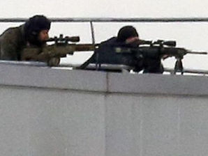 La policía mata a los dos yihadistas que asaltaron Charlie Hebdo