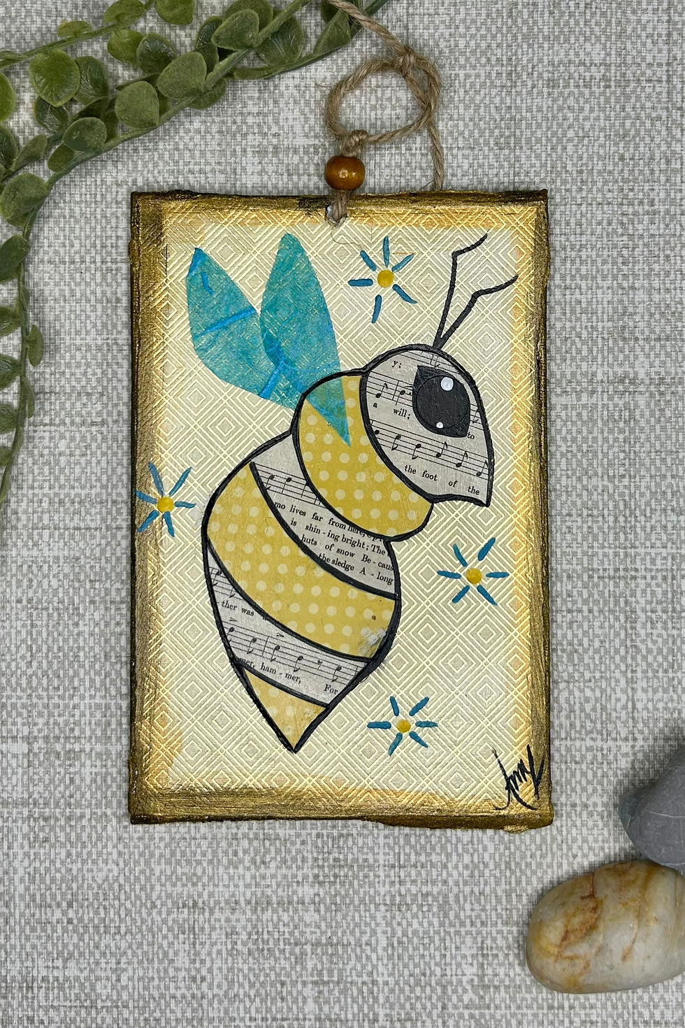 4" X 6" Mixed Media Bee