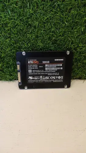 500GB Samsung Solid State Drive (Pre-Owned)