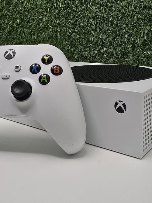 Thumbnail: Close up image of a Used Xbox Series S