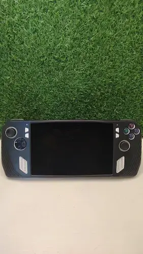 Thumbnail: ASUS ROG Ally Z1 Extreme Handheld with cover