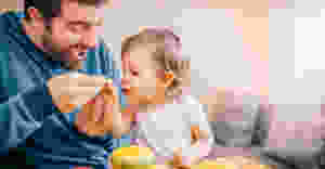 baby-led weaning breastfeeding nursing solid foods platypus media tips and tricks