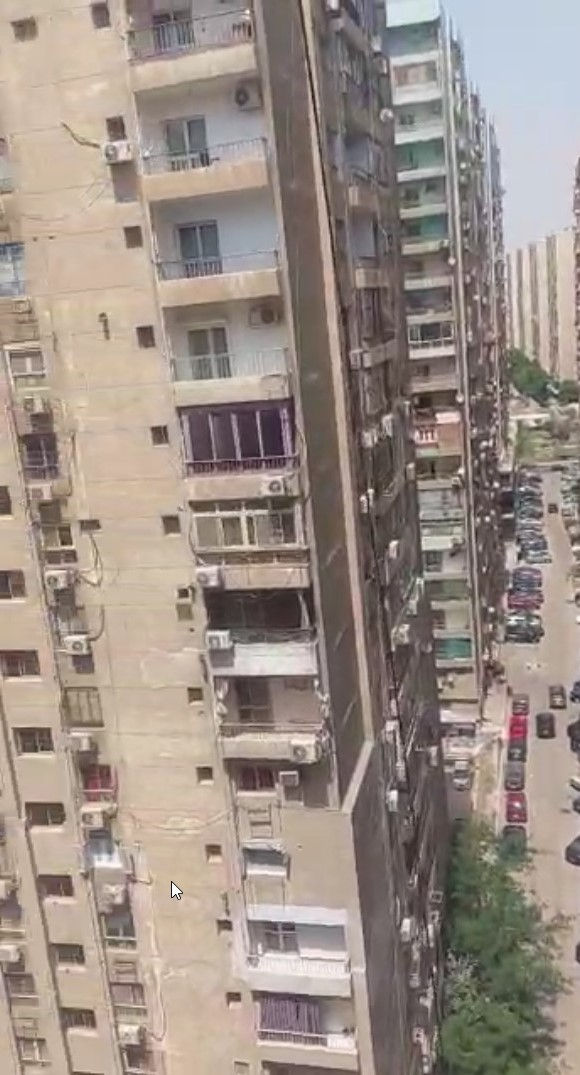 الصورة المصغرة: للبيع شقه بمدينة نصر عمارات العبور شارع صلاح سالم مساحة 140 مترالدور السابع