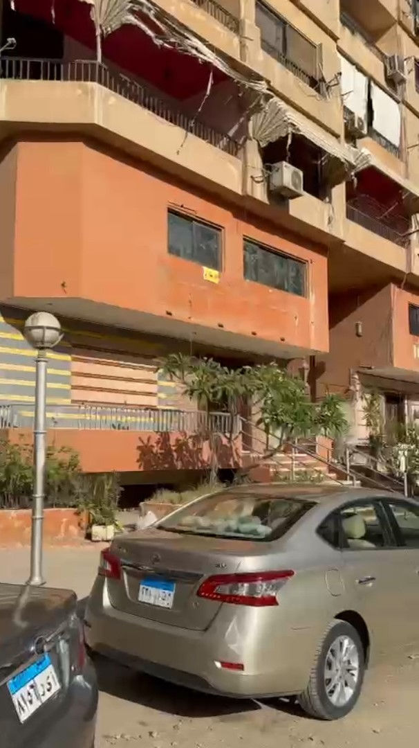 الصورة المصغرة: للبيع محلين ومخزن في عقار واحد بمدينة نصر بالقرب من النادي الاهلي مساحات متنوعة