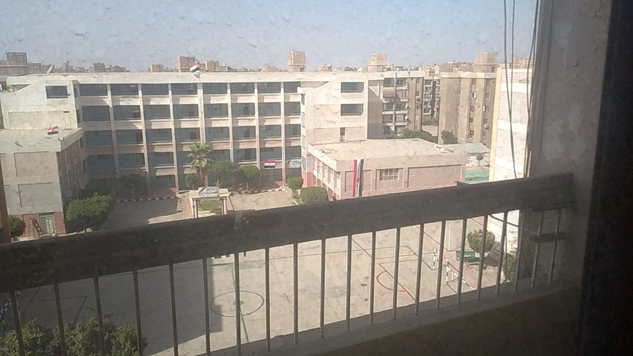 للبيع شقة بزهراء مدينة نصر مساكن الضباط 100 متر الدور الخامس