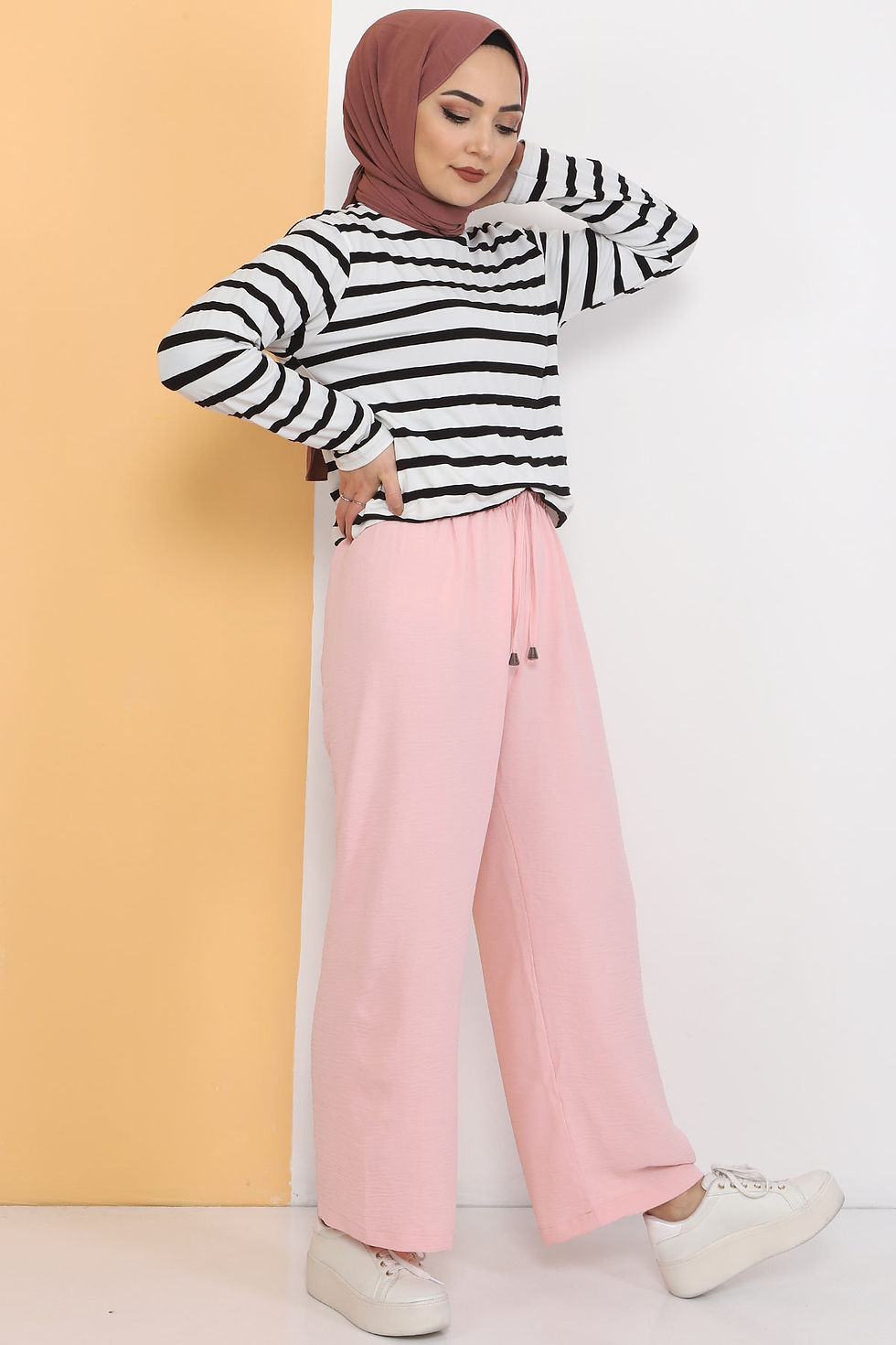 Thumbnail: special offer 3 women's aerobin wide-legged fabric pants