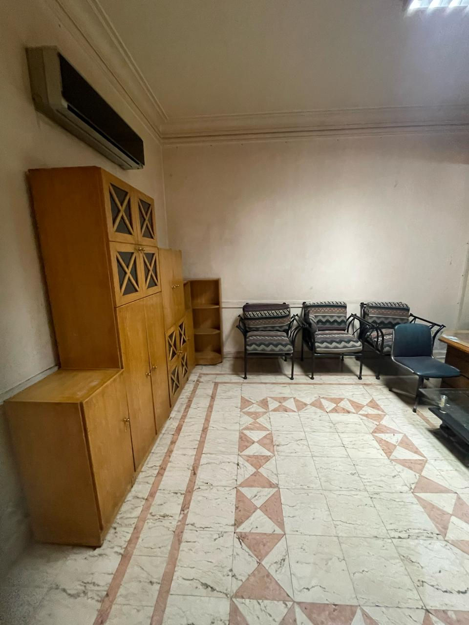 Thumbnail: للايجار مكتب مفروش بمدينة نصر الحي السابع 160 م (16-04)