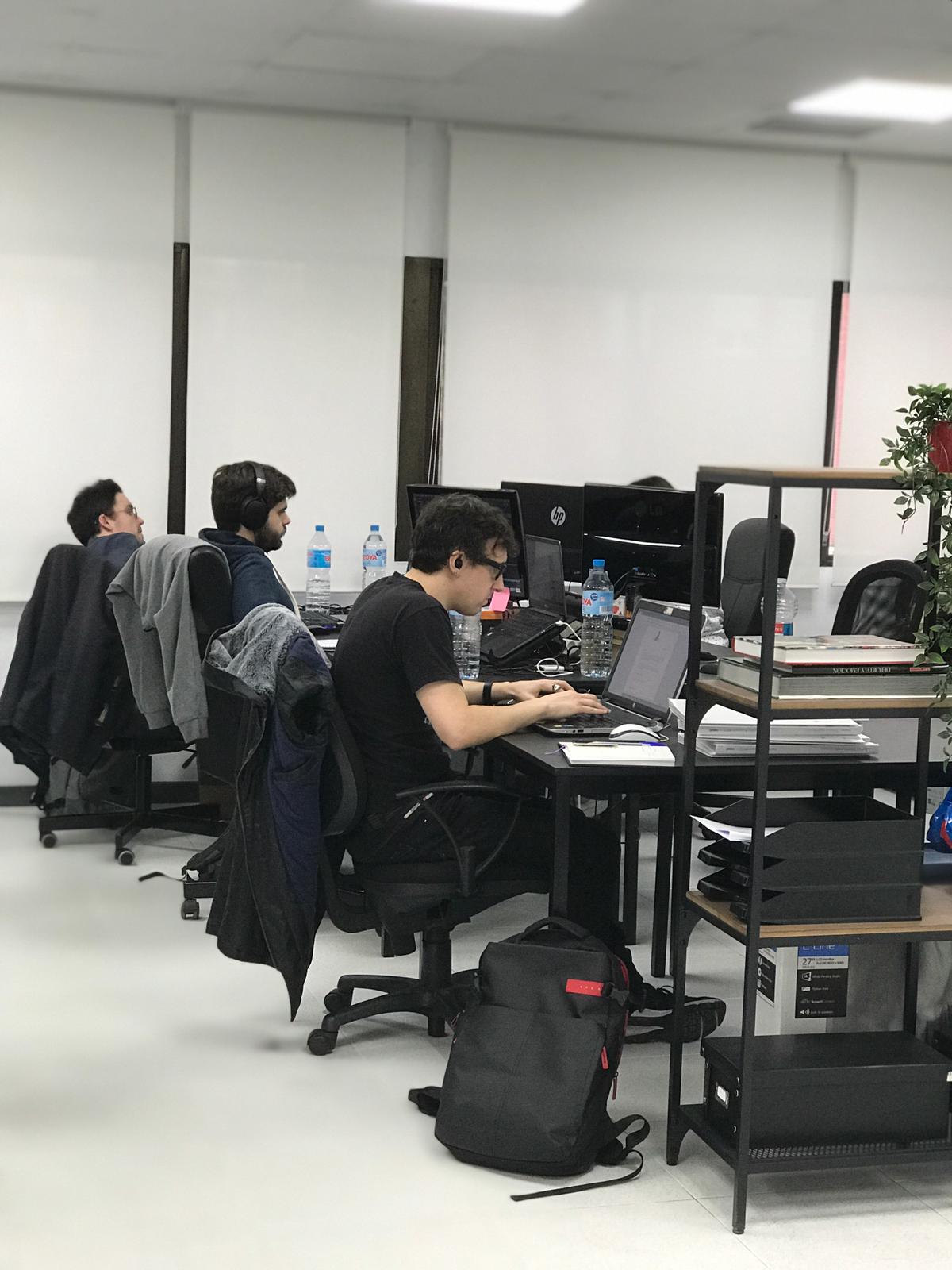 ¿POR QUÉ DEBERÍAS TRABAJAR DESDE INNGENIO COWORKING?